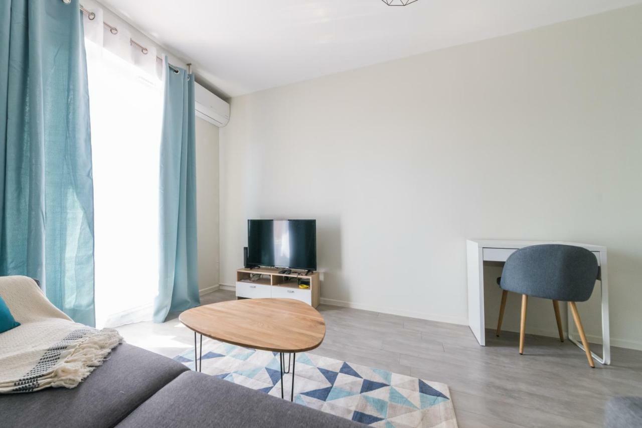 A 2 Pas Du Palais Free Parking Apartment Avignon Exterior photo